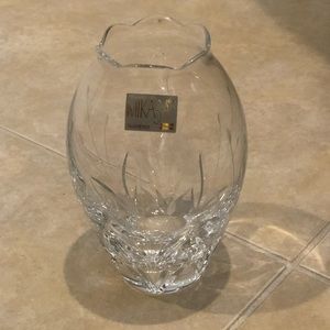 Mikasa 5” crystal vase